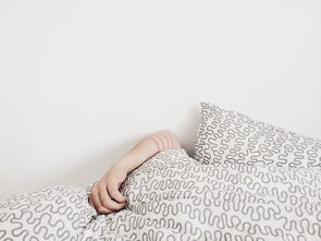 孕妇起夜频繁睡不好觉怎么办？